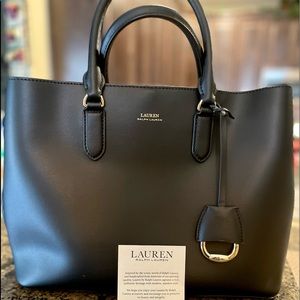 Ralph Lauren large leather Marcy Satchel.Comes with removable shoulder strap